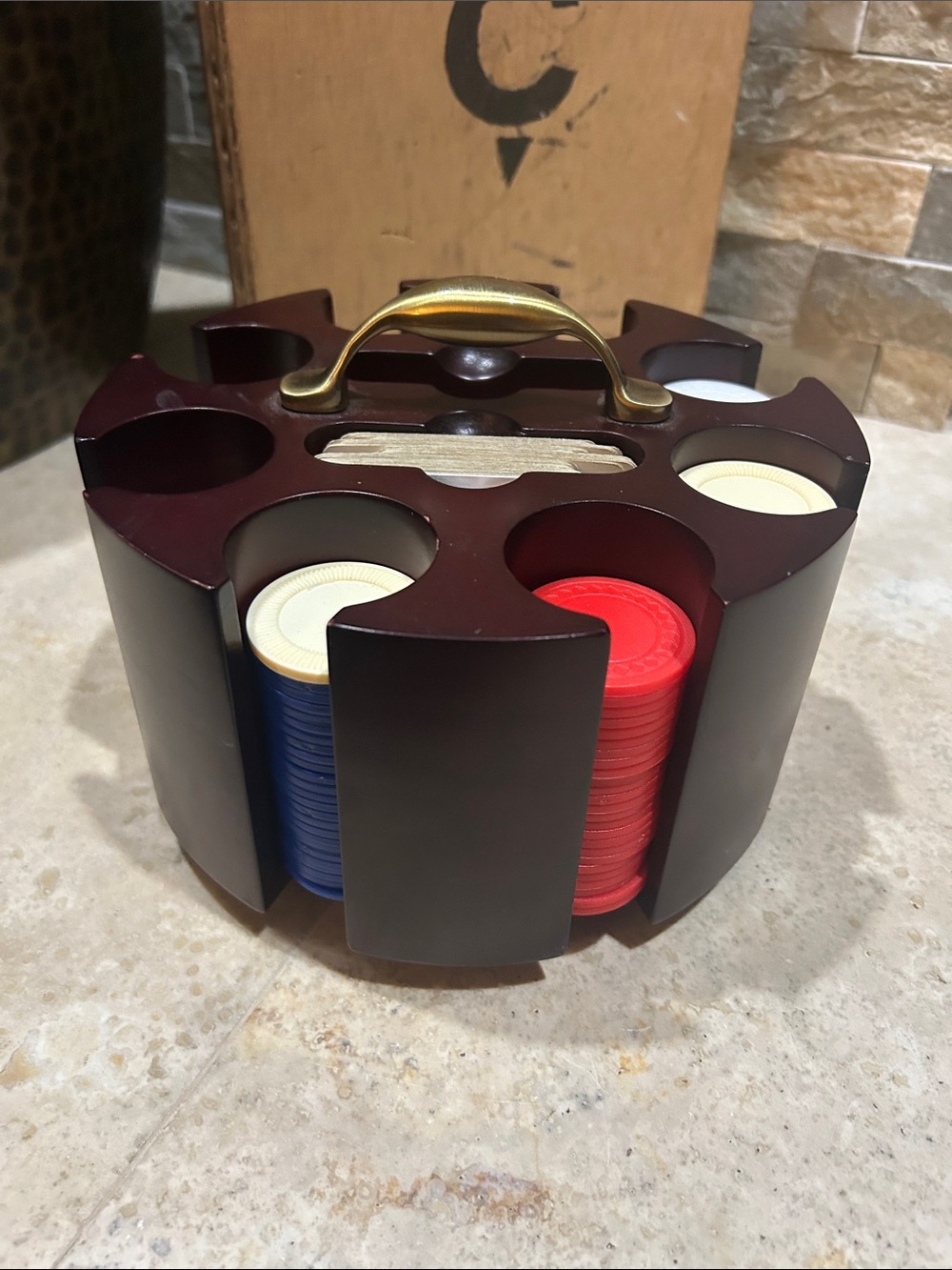 vintage wooden rotating poker chip carousel and card caddy - Picture 3 of 10